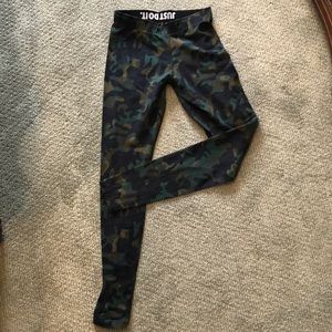 Nike Camouflage Legging Workout Pant Size small